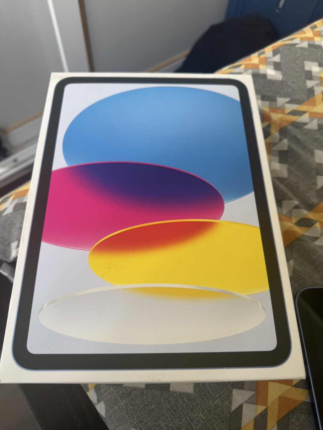 Apple iPad 10th Gen Blue - Like New! - photo 3