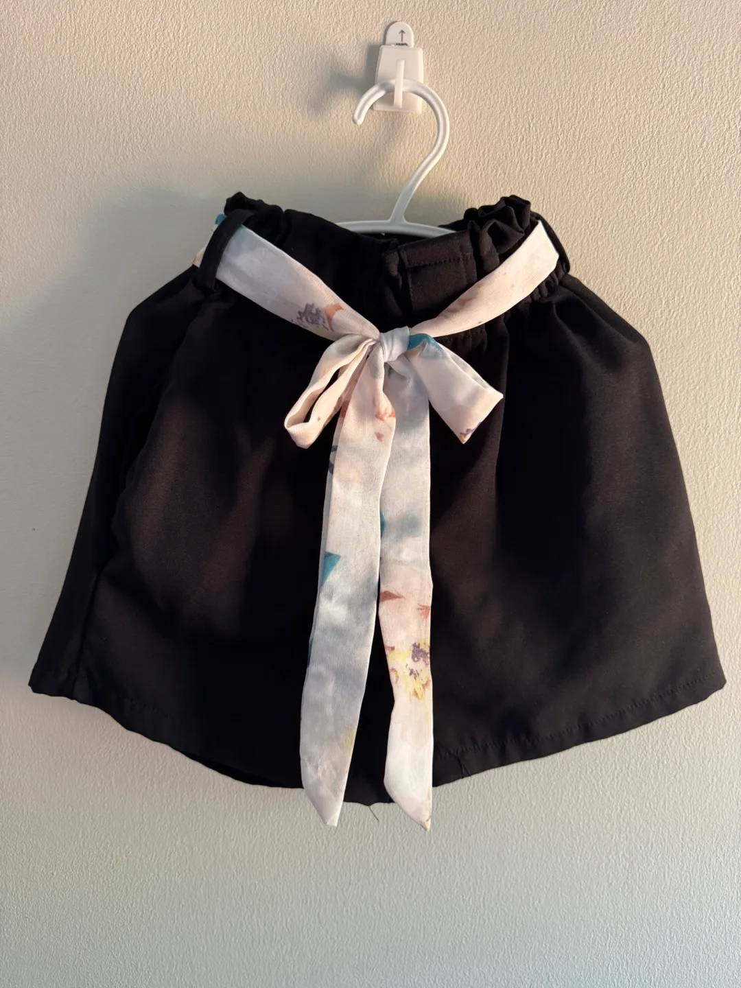 Floral Top & Black Skirt Set Toddler size 4-5T image indicator(2)