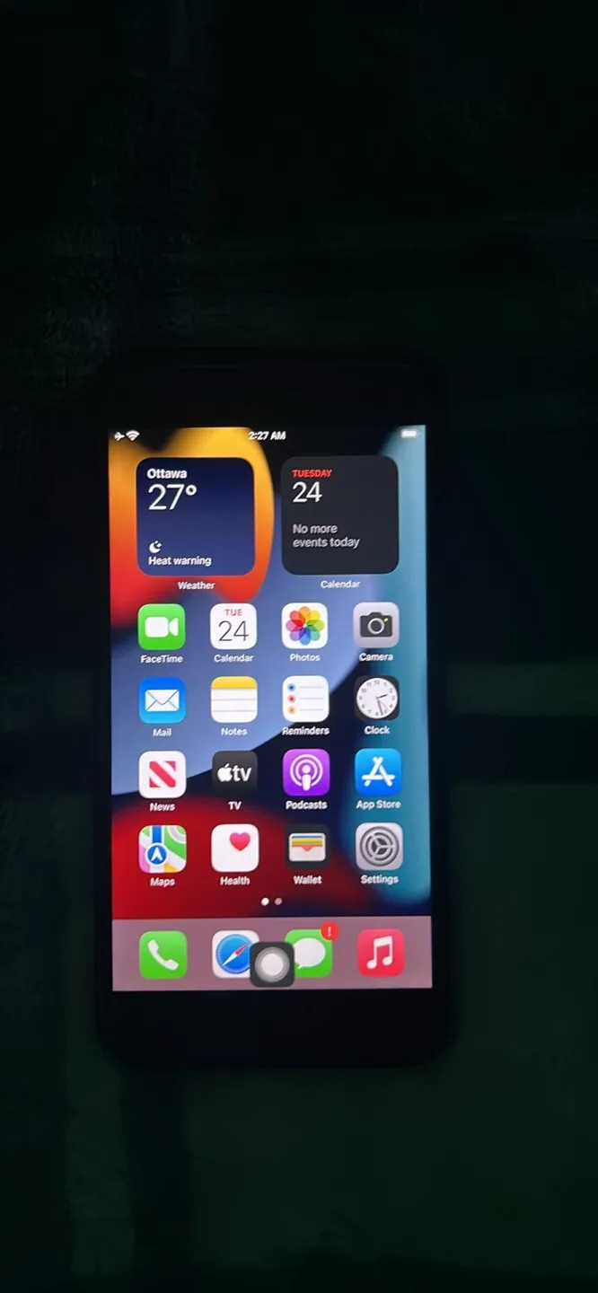 Apple iPhone 7 Plus - Black image indicator(2)