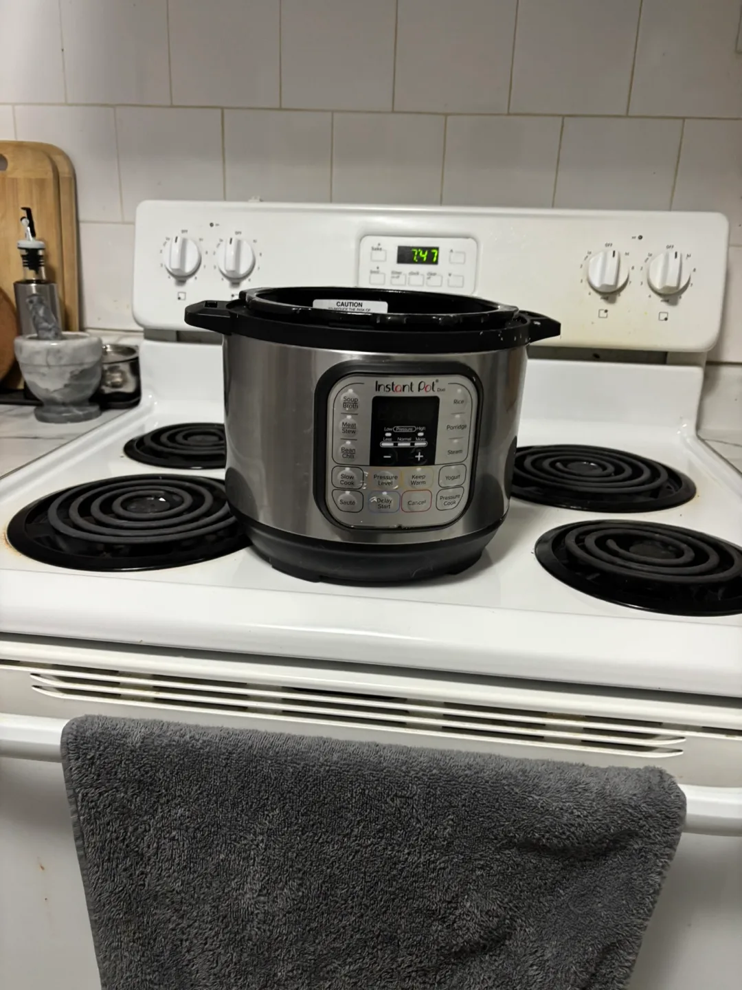 Instant Pot Pressure Cooker thumbnail