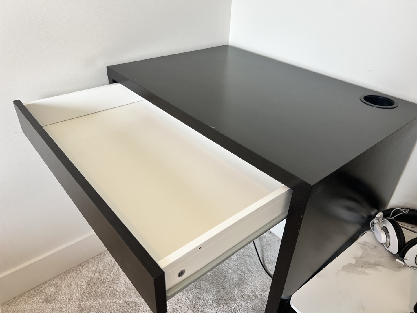 Dark Brown Desk (73cm x 49cm) - photo 2