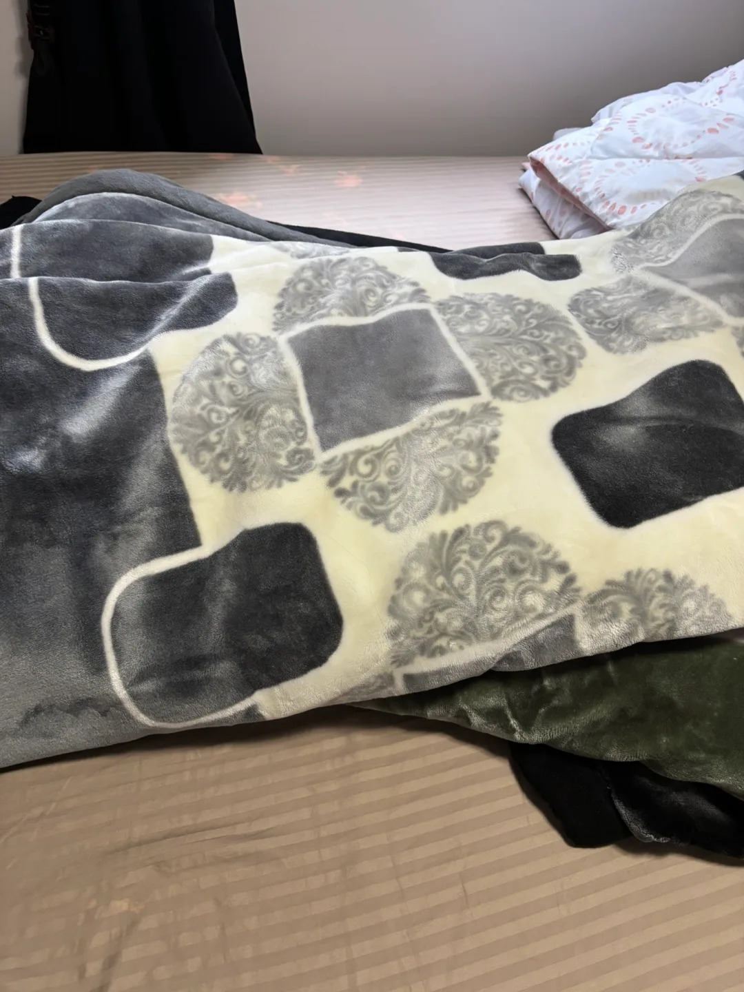 Blanket winter thumbnail