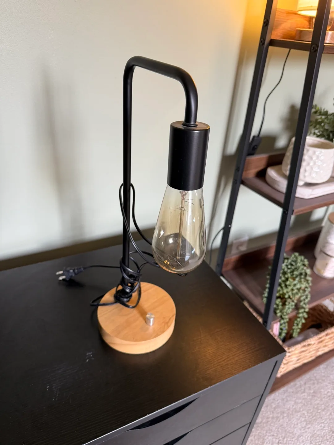 Black Metal & Wood Accent Lamp thumbnail