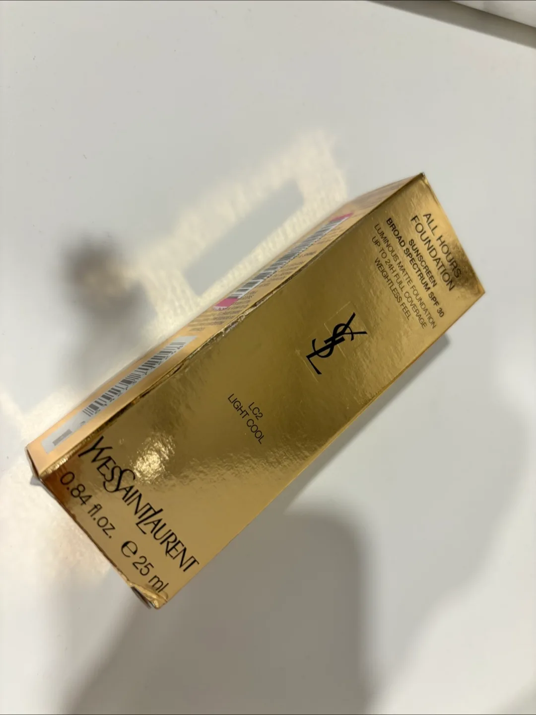 Yves Saint Laurent All Hours Foundation - LC2 Light Cool thumbnail