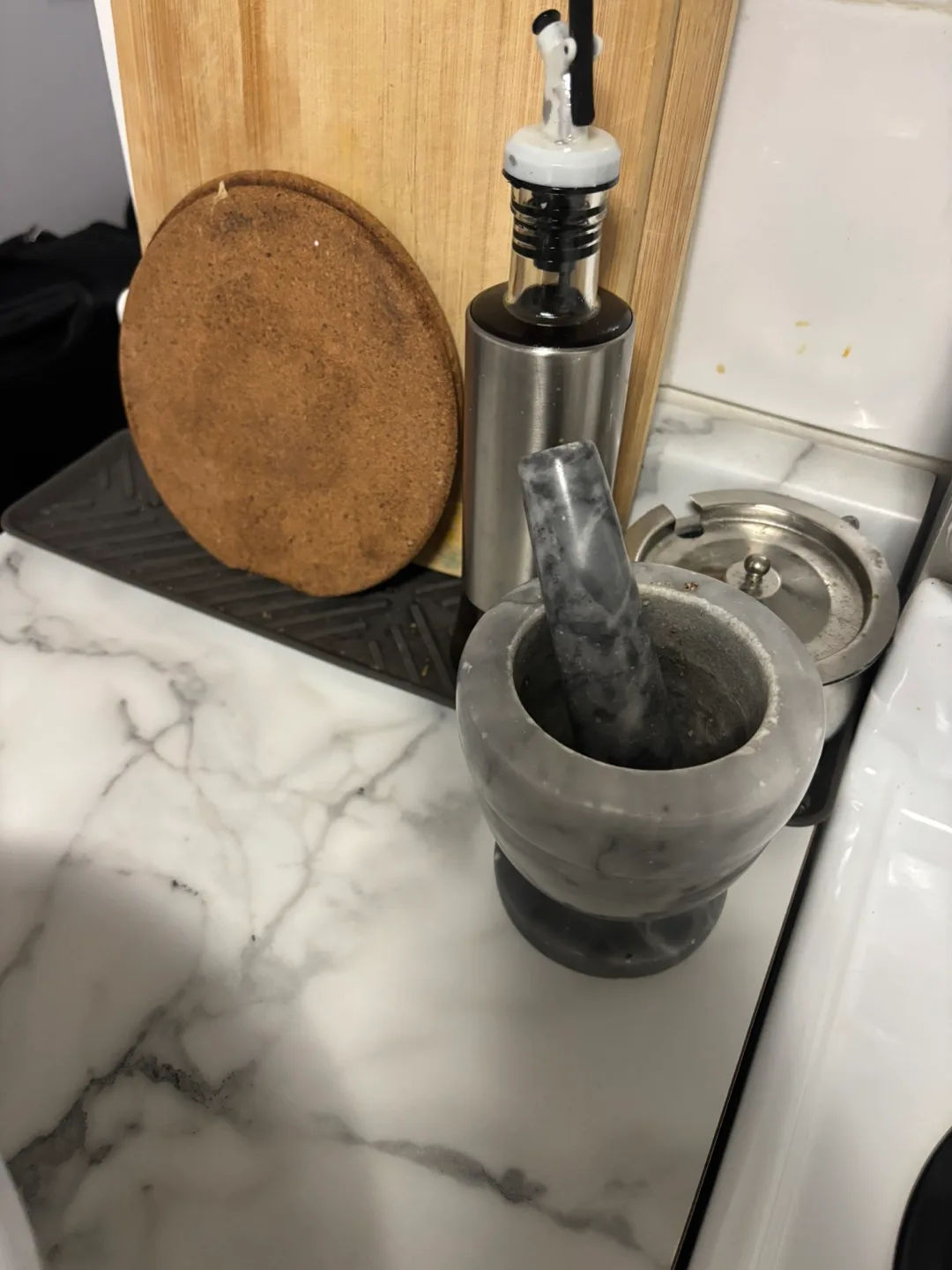 Marble Mortar and Pestle Set thumbnail