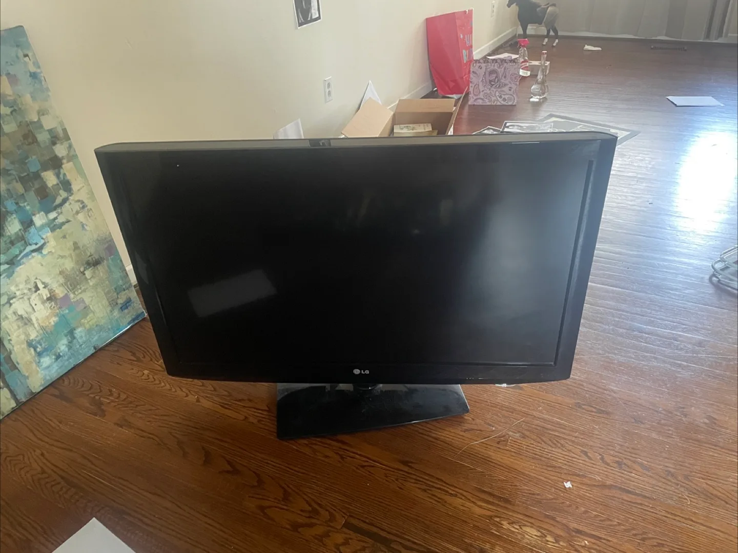 LG TV - just monitor, 55 inches thumbnail