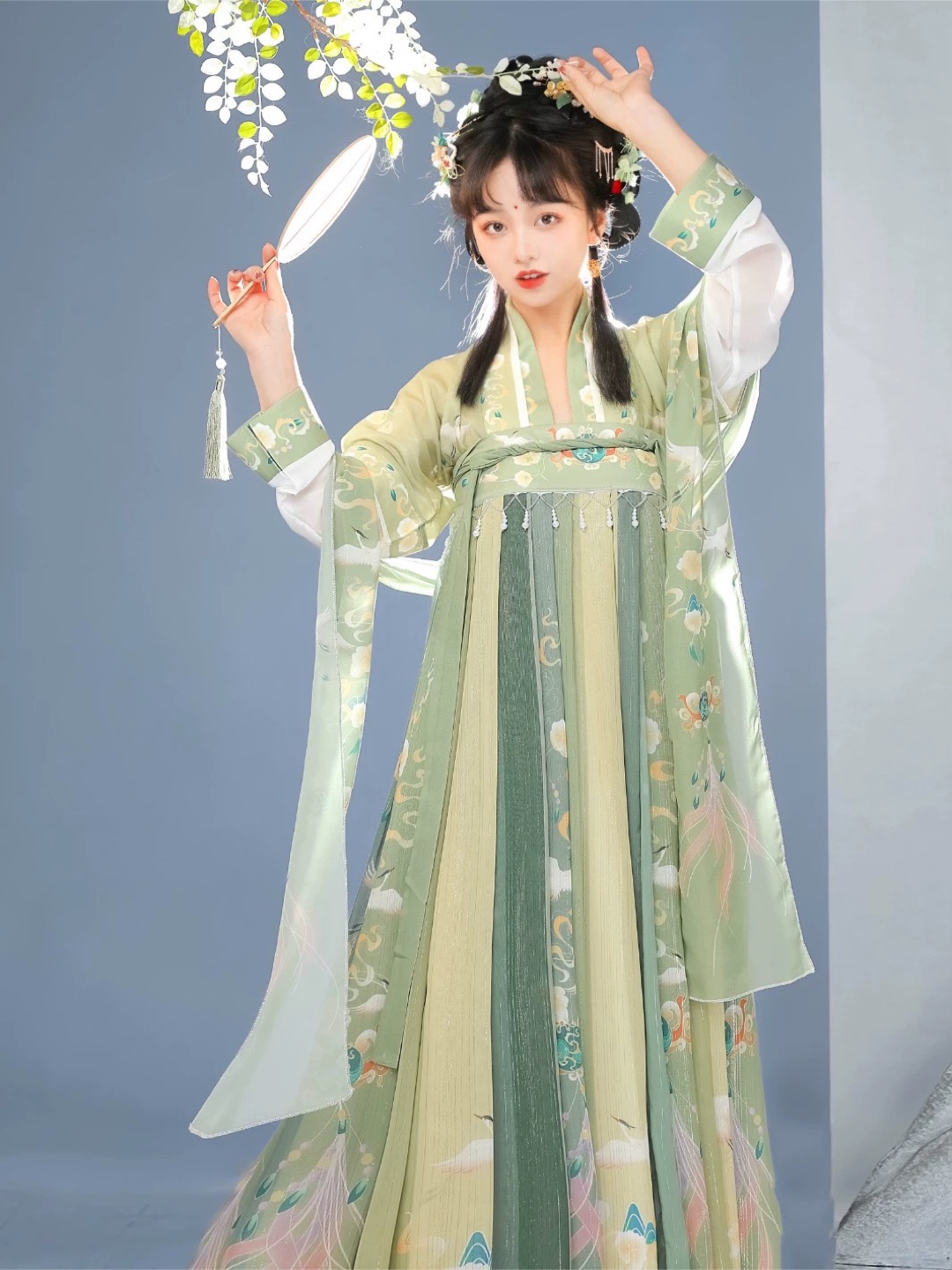 Green Hanfu Dress - photo 2