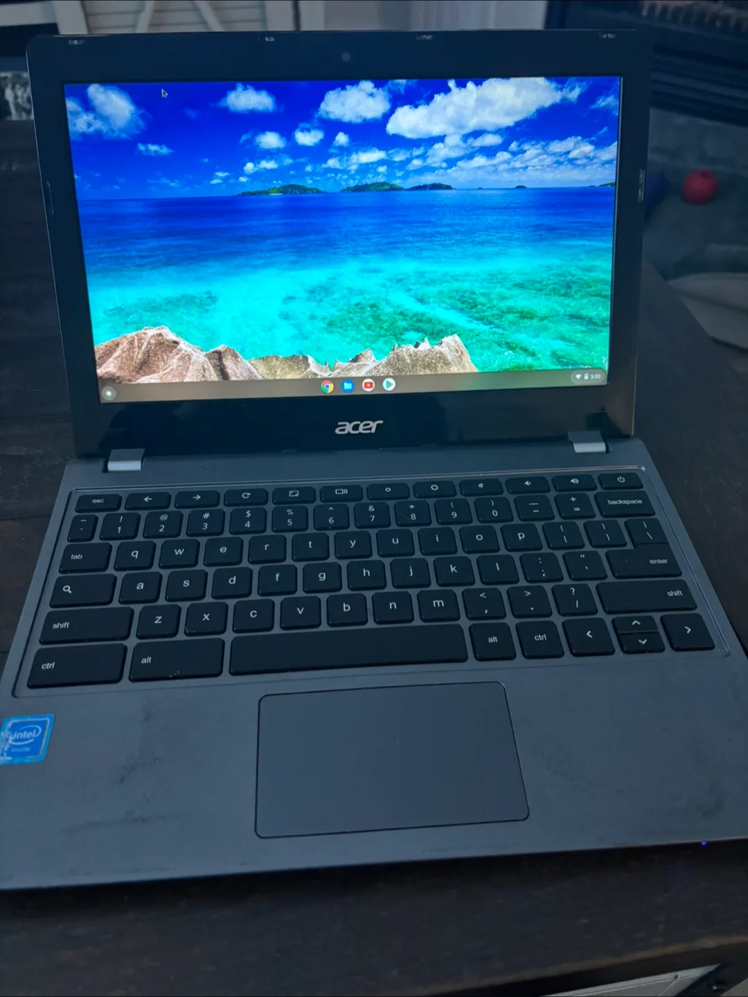 Acer Chromebook - Includes Charger thumbnail