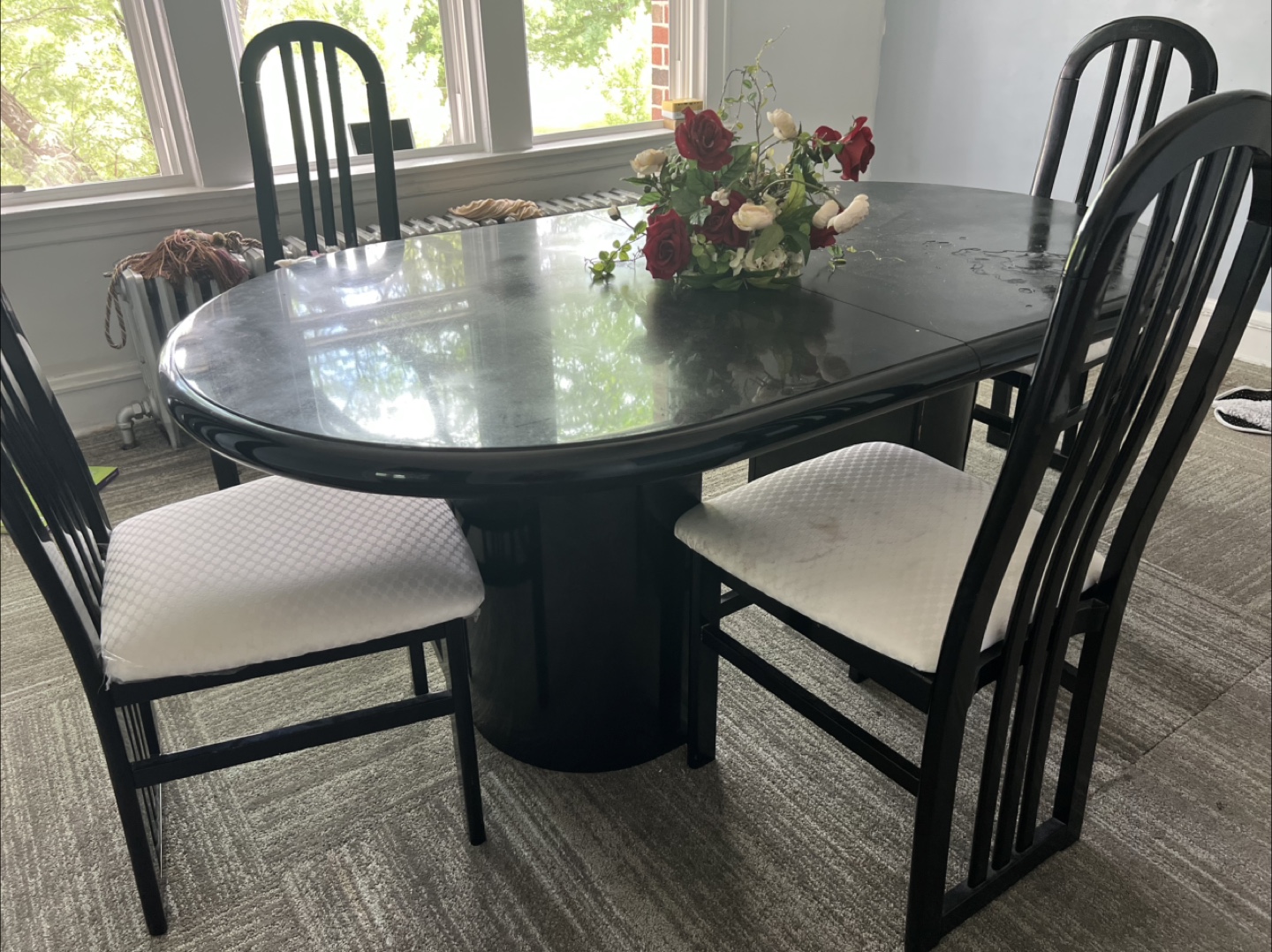 #freecycle Dining Table and Chairs - Black