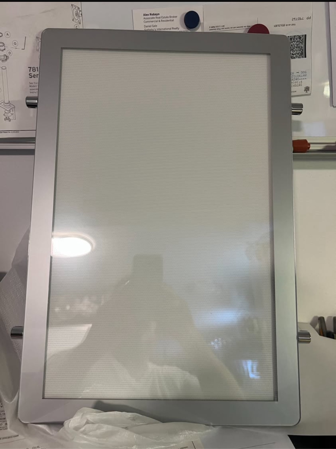 11x17" LED Light Pocket Display - photo 2