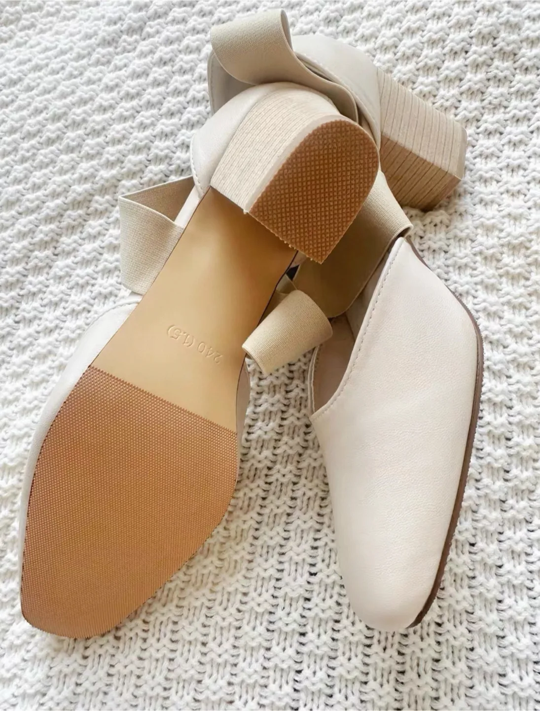 Lambskin Beige Heels - Size 6 image indicator(3)