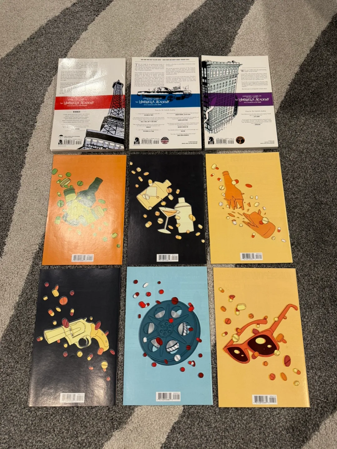 The Umbrella Academy Complete Comic Book Set image indicator(2)