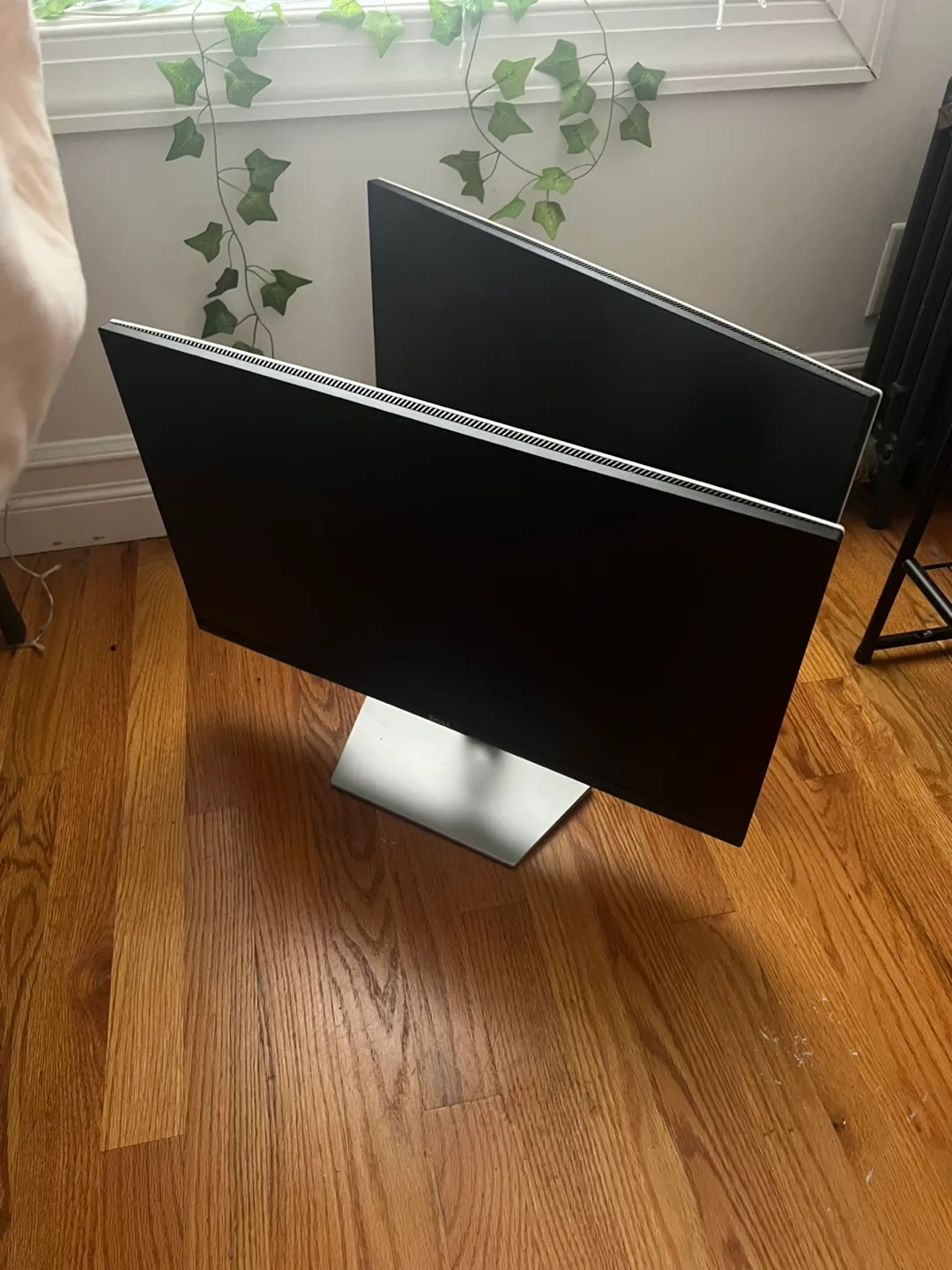 Dell 24 Plus Monitors - Great Condition! image indicator(2)