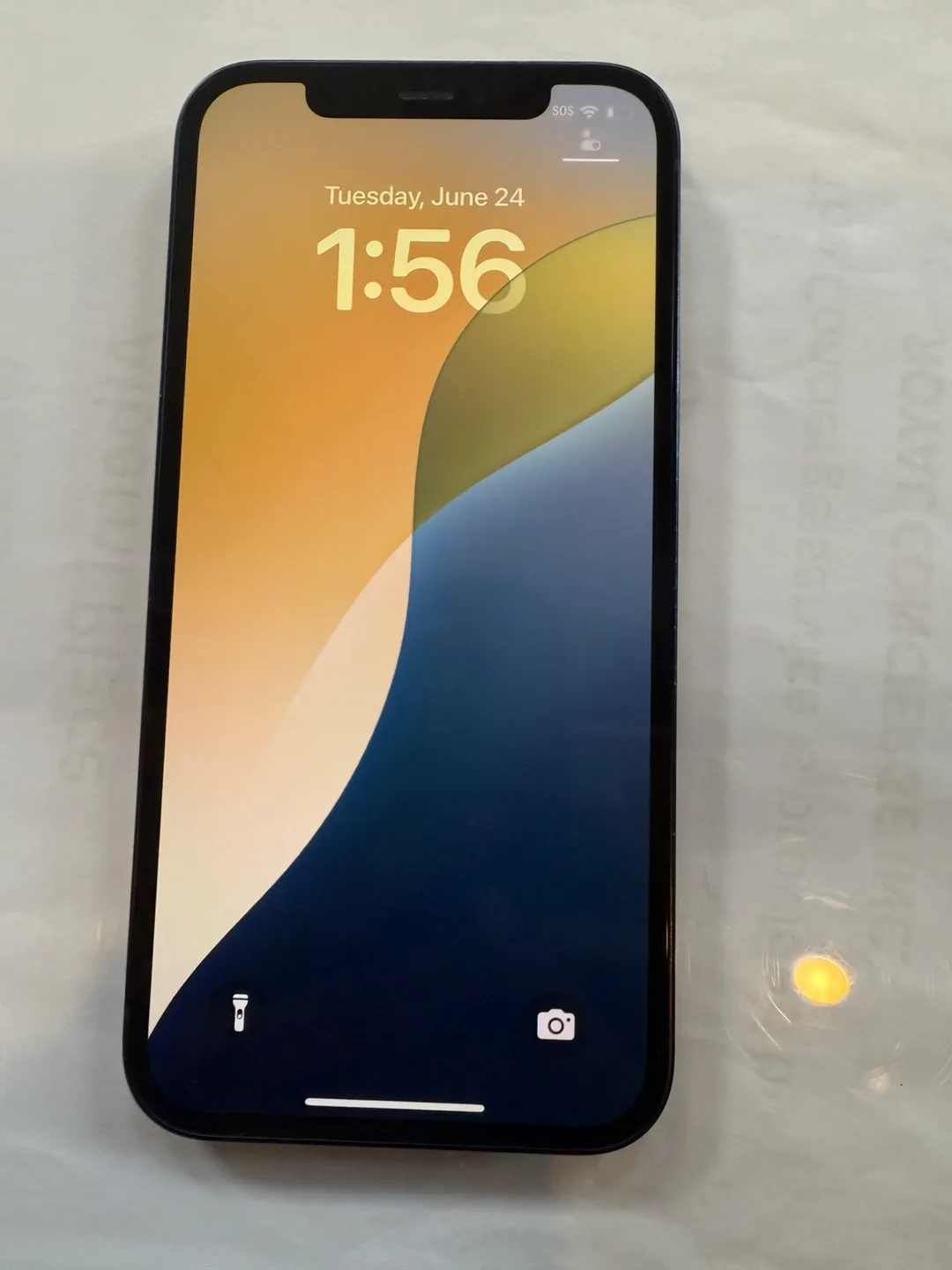 iPhone 12 - 64GB thumbnail