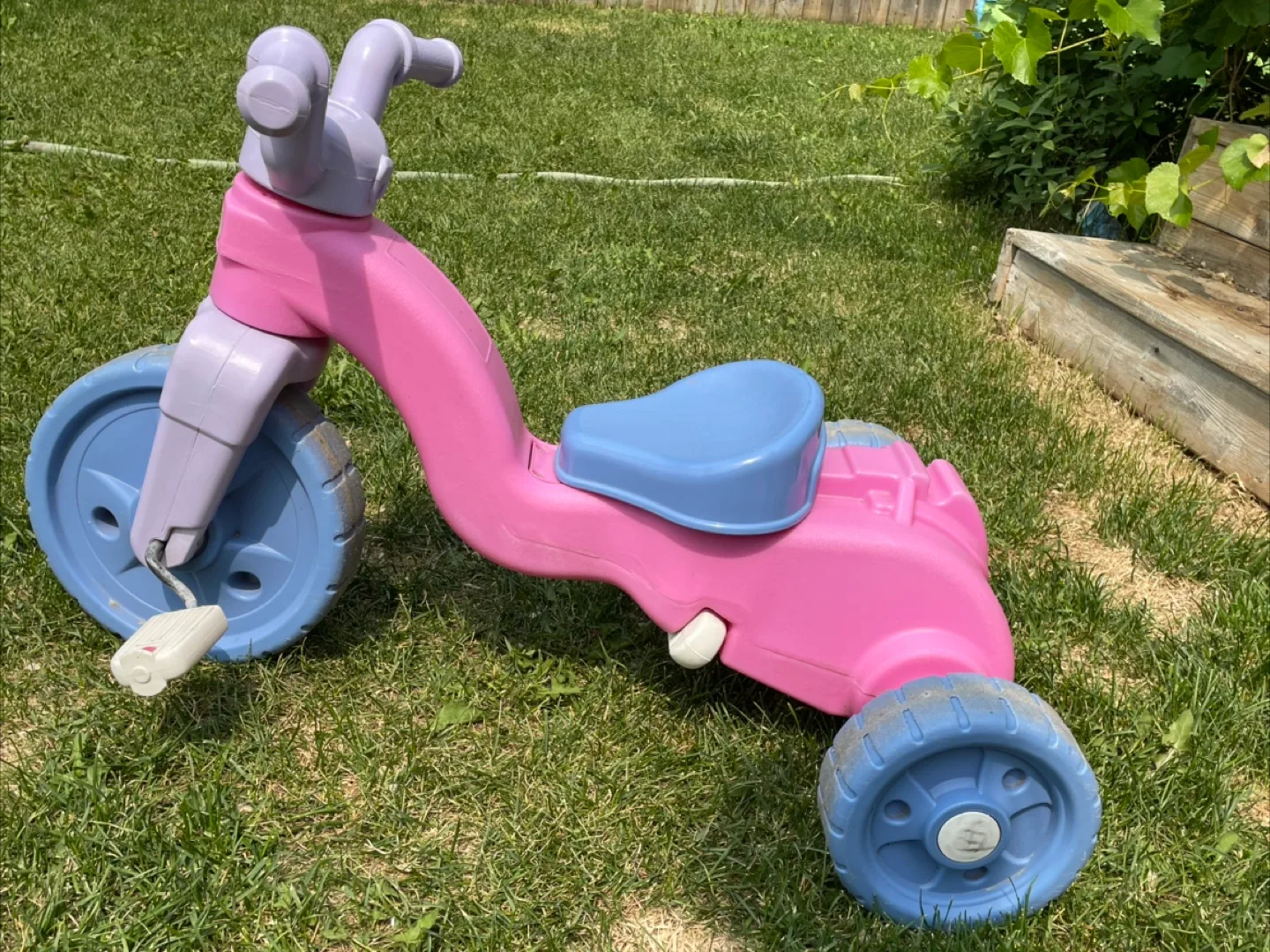 Toddler Tricycle Pink thumbnail