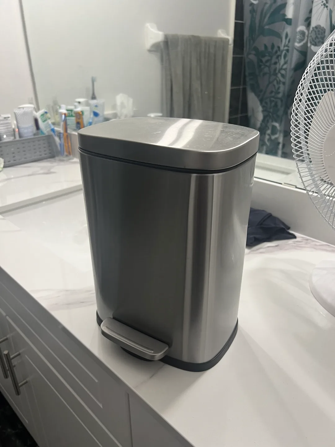 Stainless Steel Step Trash Can thumbnail