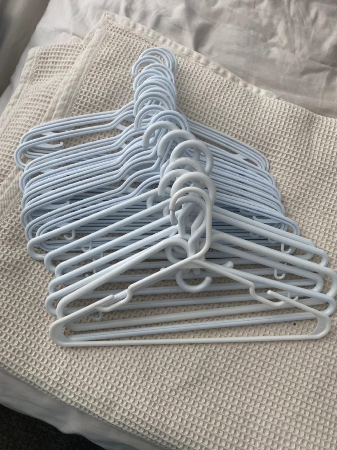 Clothes Hangers 20 - White adults thumbnail