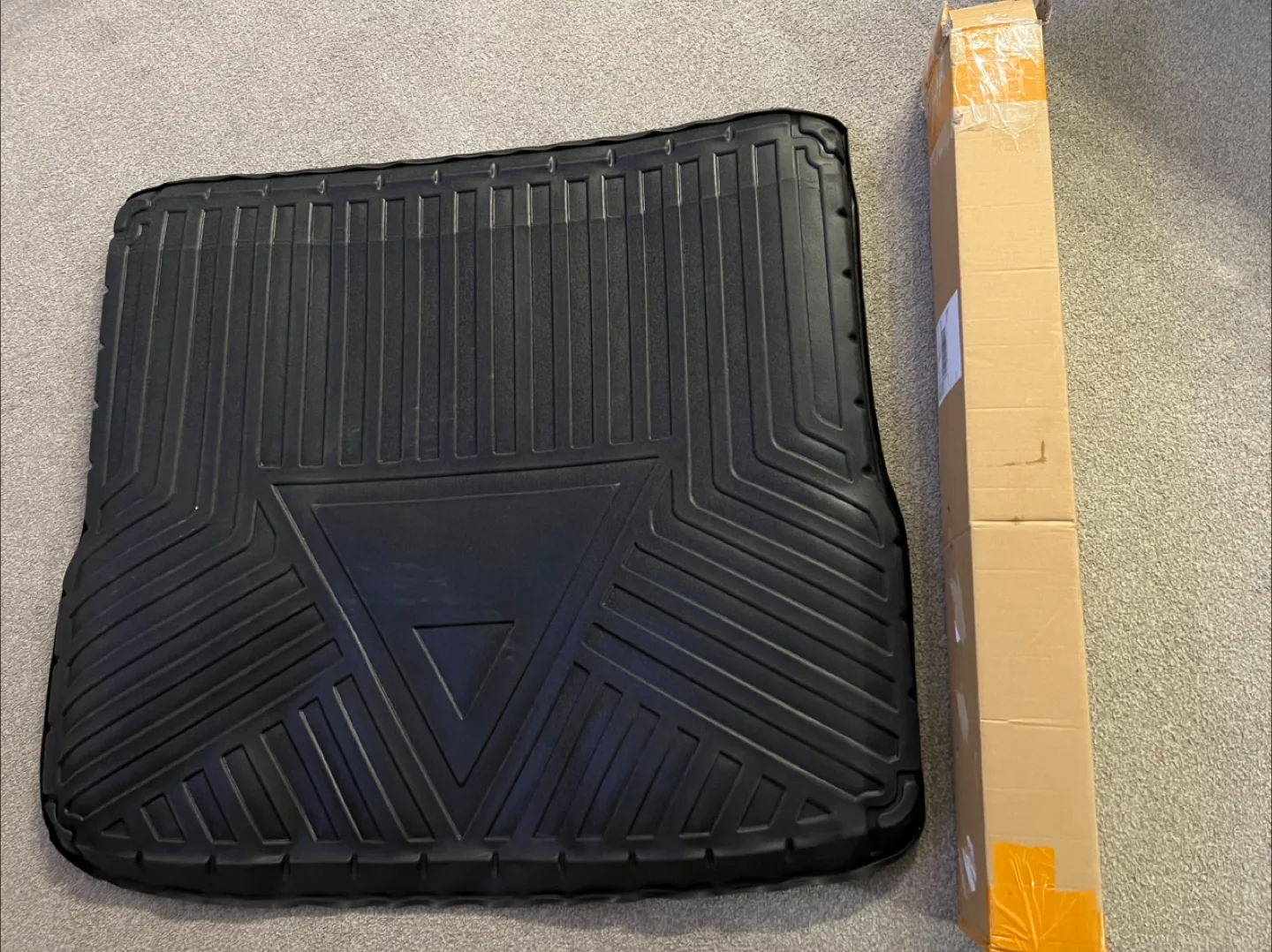 2018-2025 Audi Q5 SQ5 Cargo Mat image indicator(4)