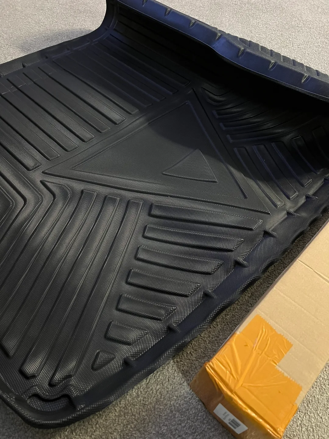 2018-2025 Audi Q5 SQ5 Cargo Mat image indicator(2)