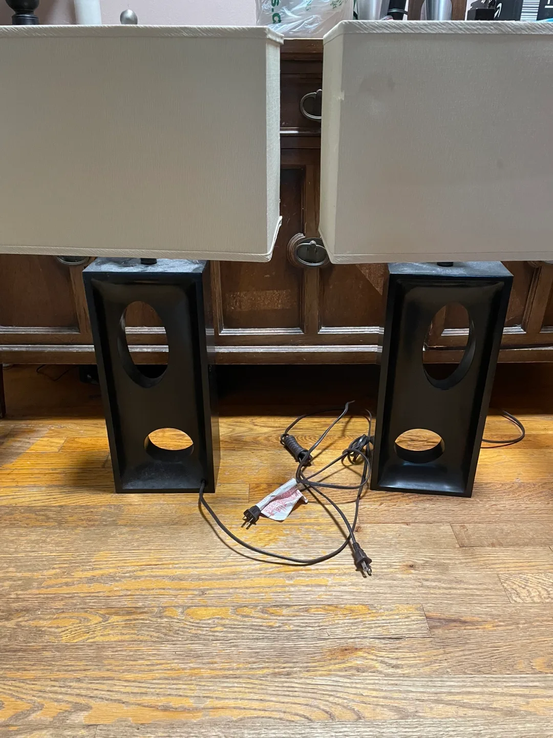Set of 2 table lamps thumbnail