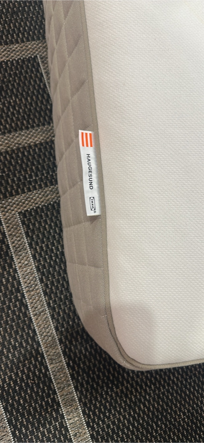 IKEA Haugesund queen Mattress - photo 3