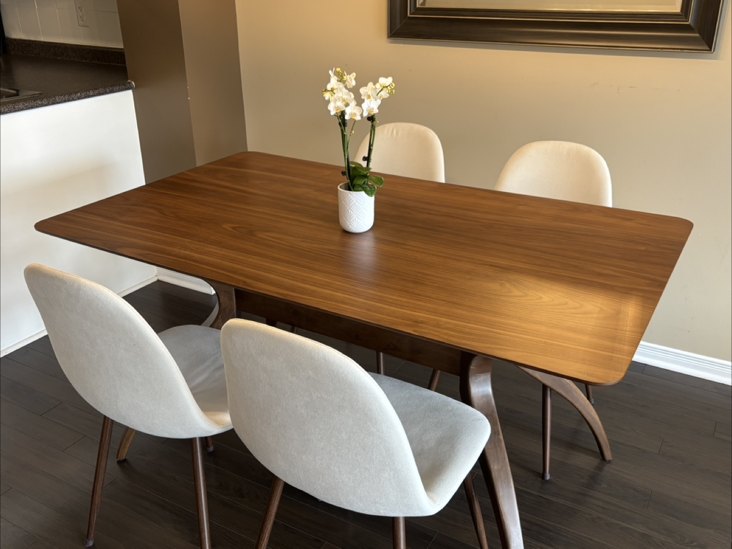 Dining table and 4 chairs - photo 3