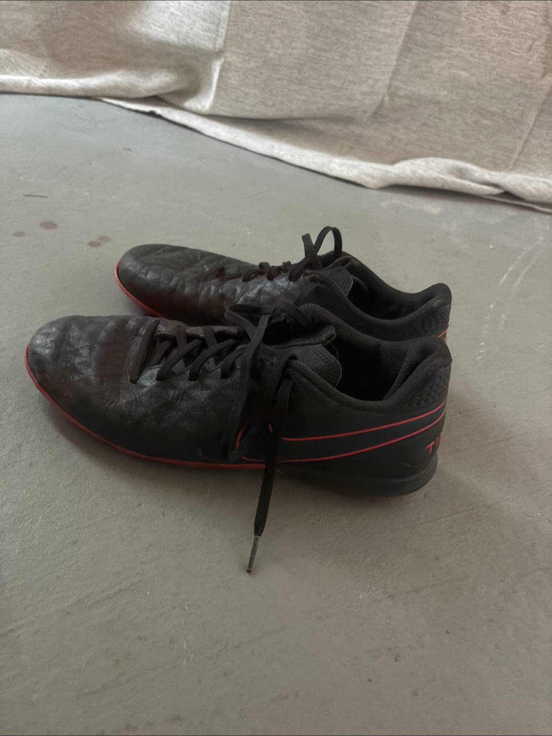 Nike Tiempo turf Soccer shoes - size 8 - photo 3