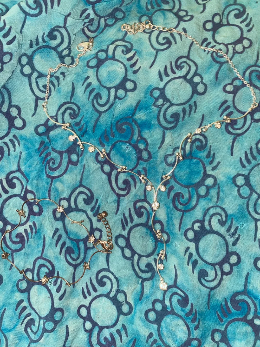 Silver-tone Necklace and Bracelet Set thumbnail