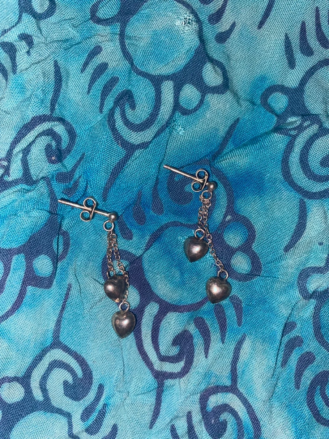 Heart Dangle Earrings thumbnail