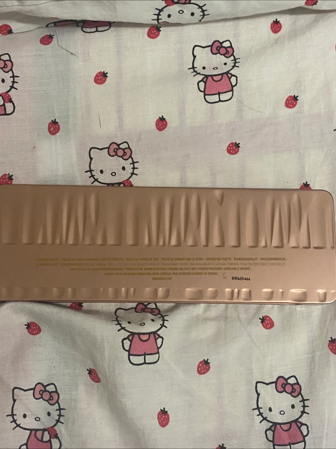 Urban Decay Naked 3 Eyeshadow Palette image indicator(3)