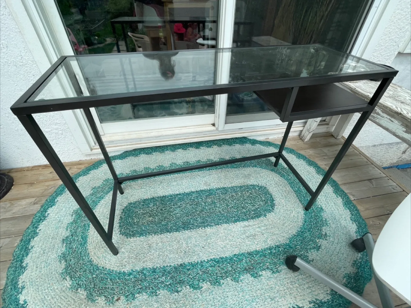 Glass and Metal Desk in beautiful condition! thumbnail