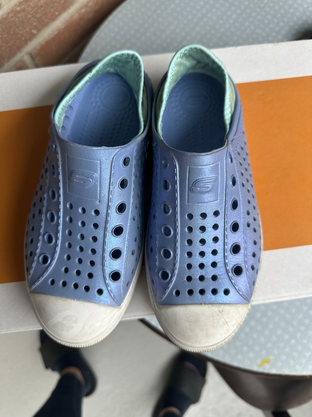 Native Kids Shoes Size 1 - photo 2