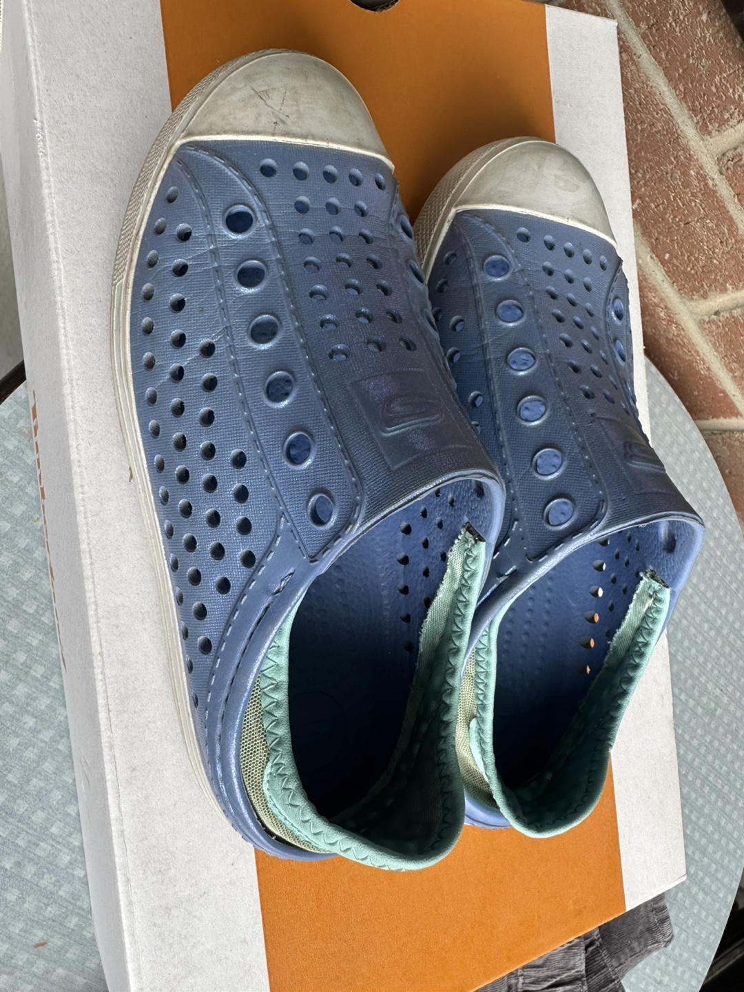 Native Kids Shoes Size 1