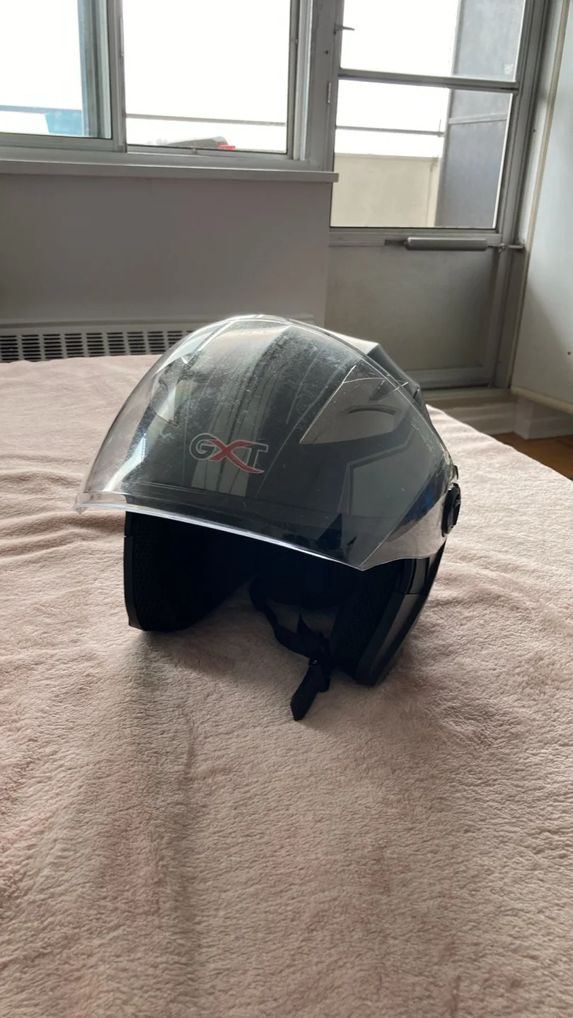 GXI Black Motorcycle Helmet image indicator(2)