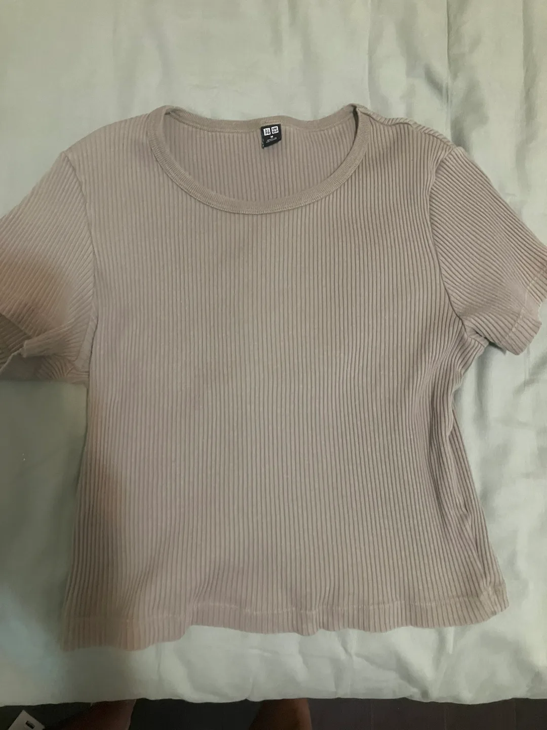Uniqlo Ribbed Short Sleeve T-Shirt thumbnail