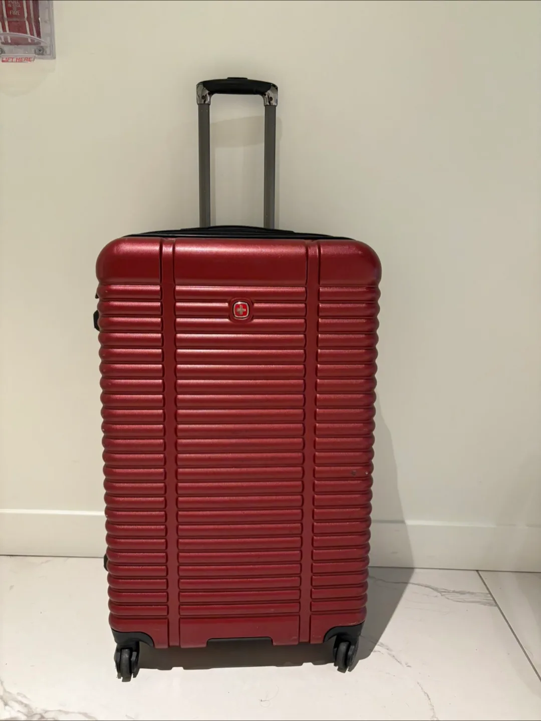 Swiss Gear Burgundy Hardside Suitcase thumbnail
