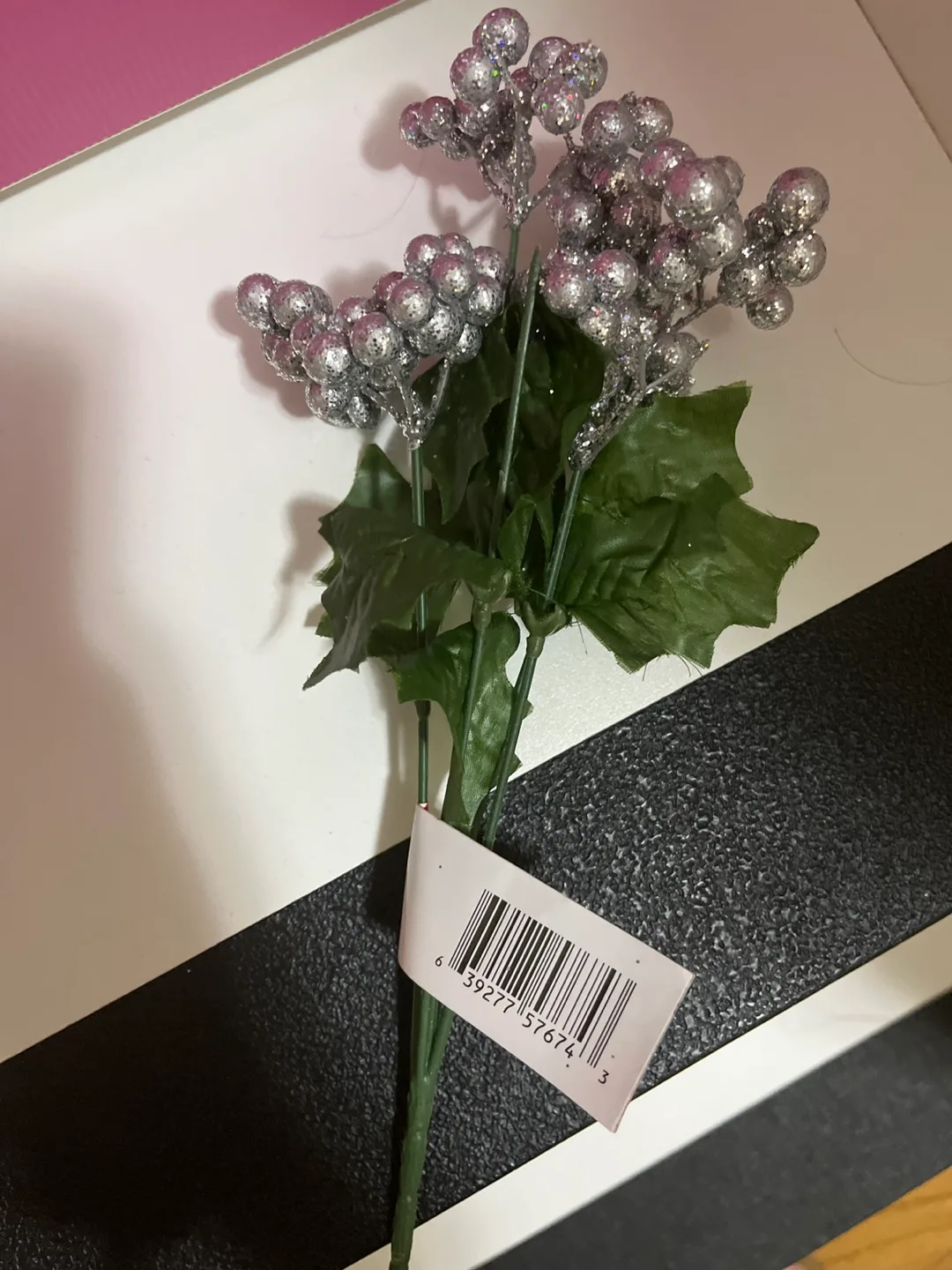 #Freecycle Silver Berry Floral Pick thumbnail