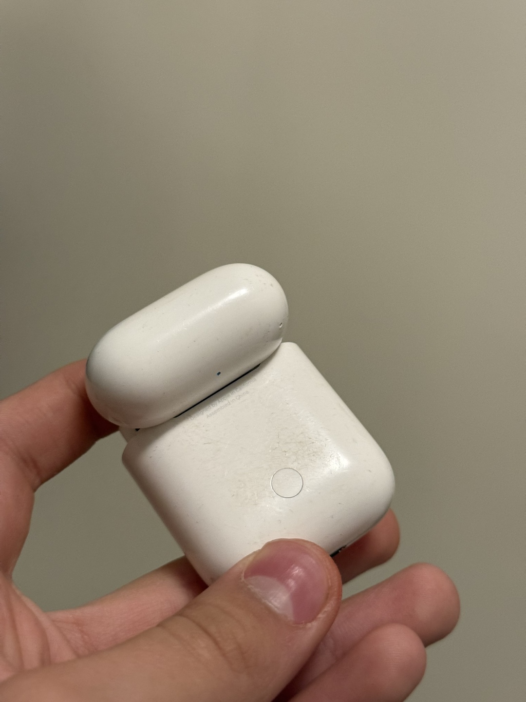 Apple AirPods 2nd gen - photo 2