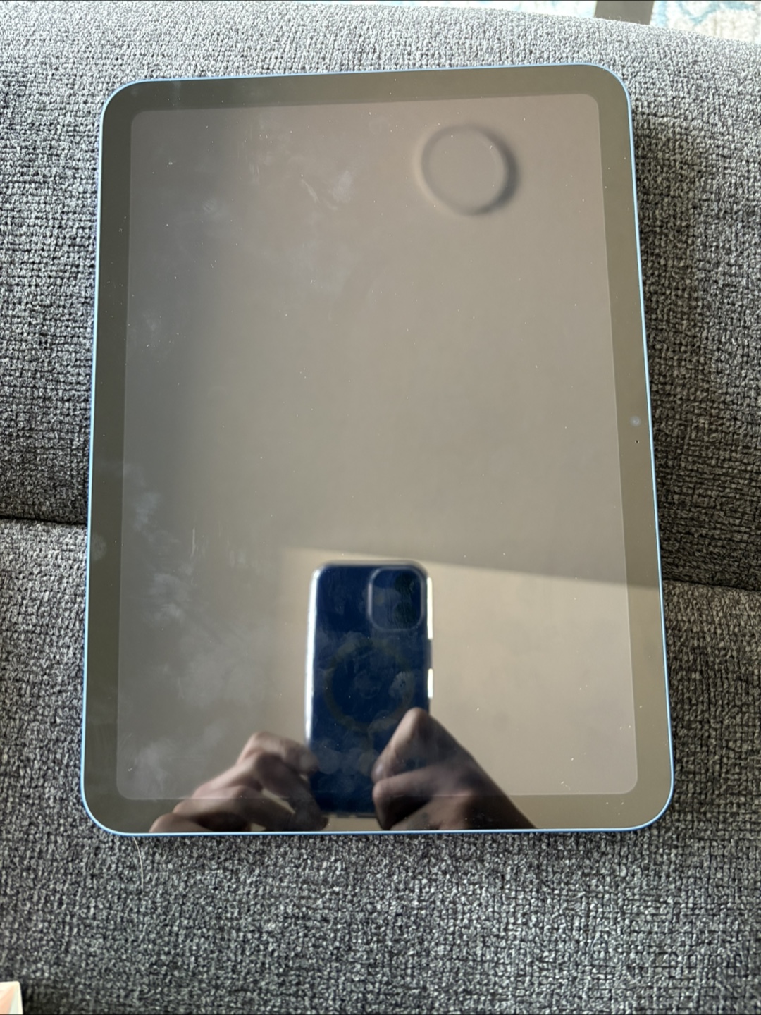 iPad (Blue)