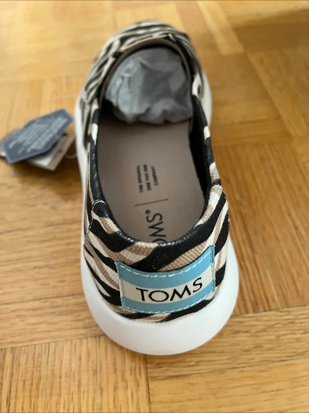 Brand new in box TOMS shoes, size 6.5 image indicator(6)