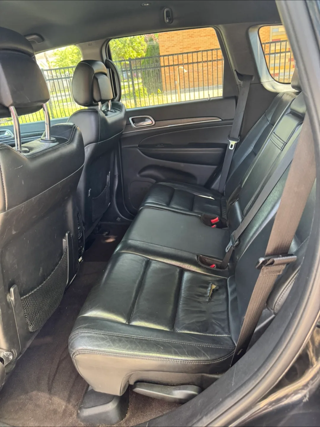 2018 Jeep Grand Cherokee · Limited Sport Utility 4D image indicator(6)