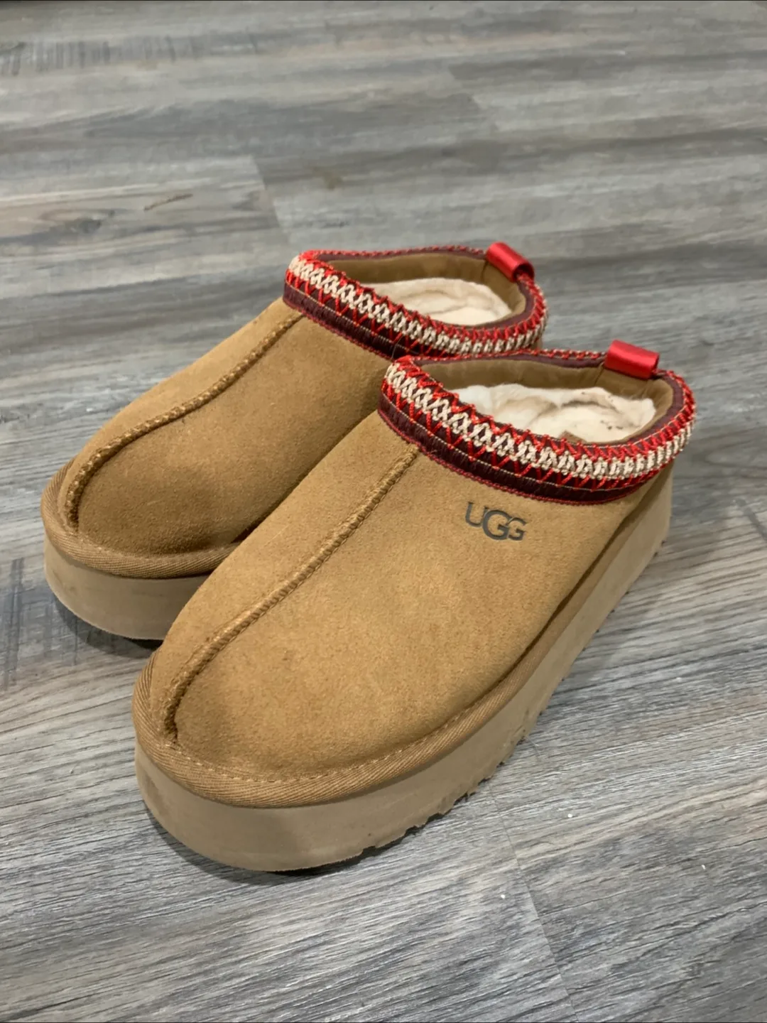 UGG Women's Tasman Platform Clogs - Size 7 thumbnail