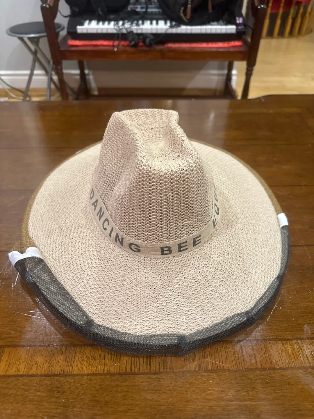 Beekeeping Hat with Veil thumbnail
