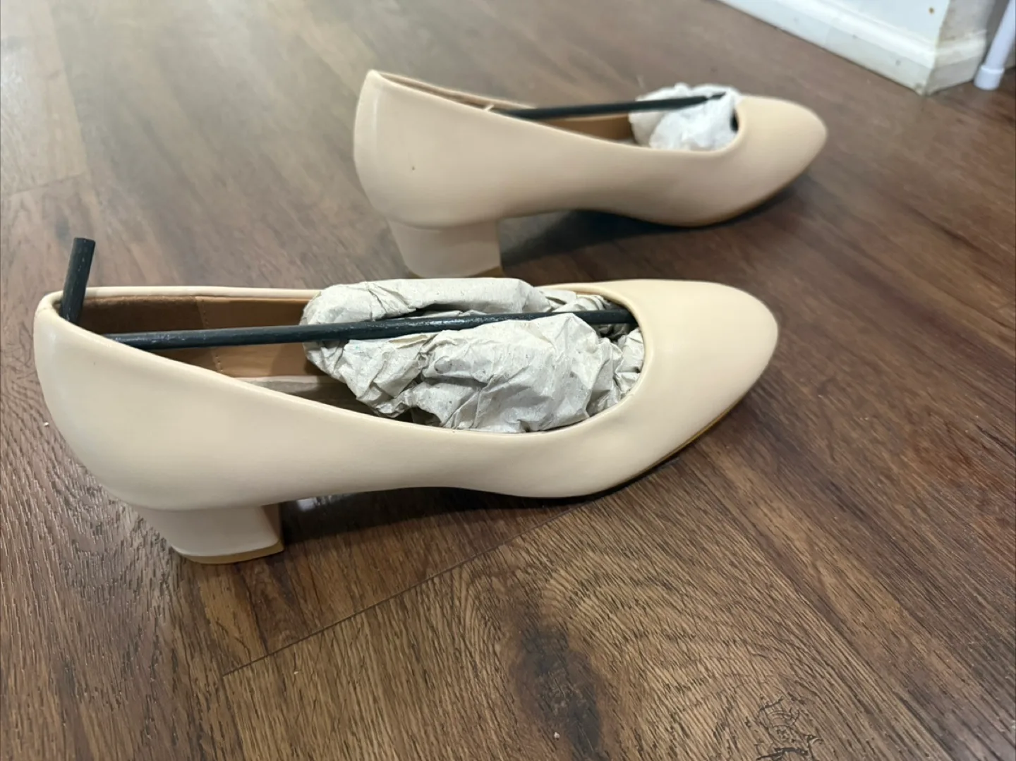 Beige Block Heels – US Size 9 (EU 40) image indicator(3)
