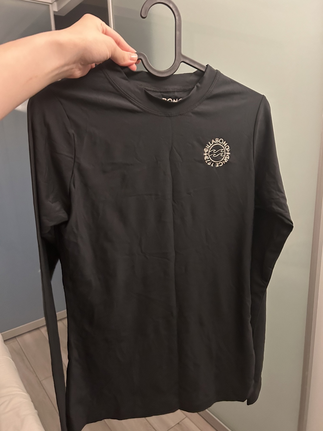 Billabong Rash Guard - Medium
