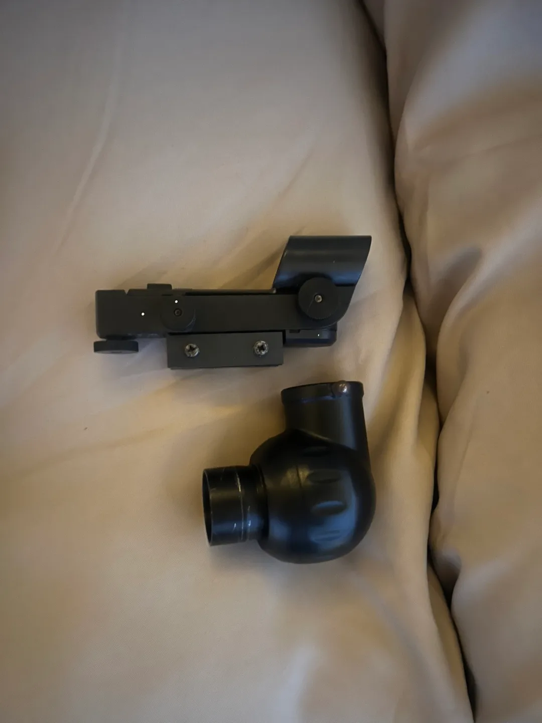 Celestron Deluxe 80EQ Telescope image indicator(5)