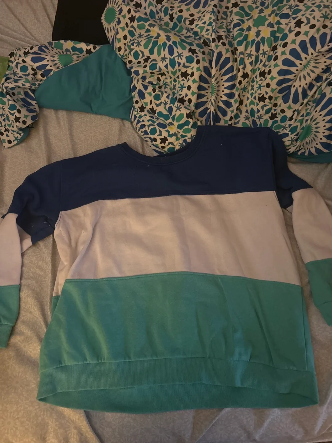 Colour Block Sweatshirt - Blue, White, Green thumbnail