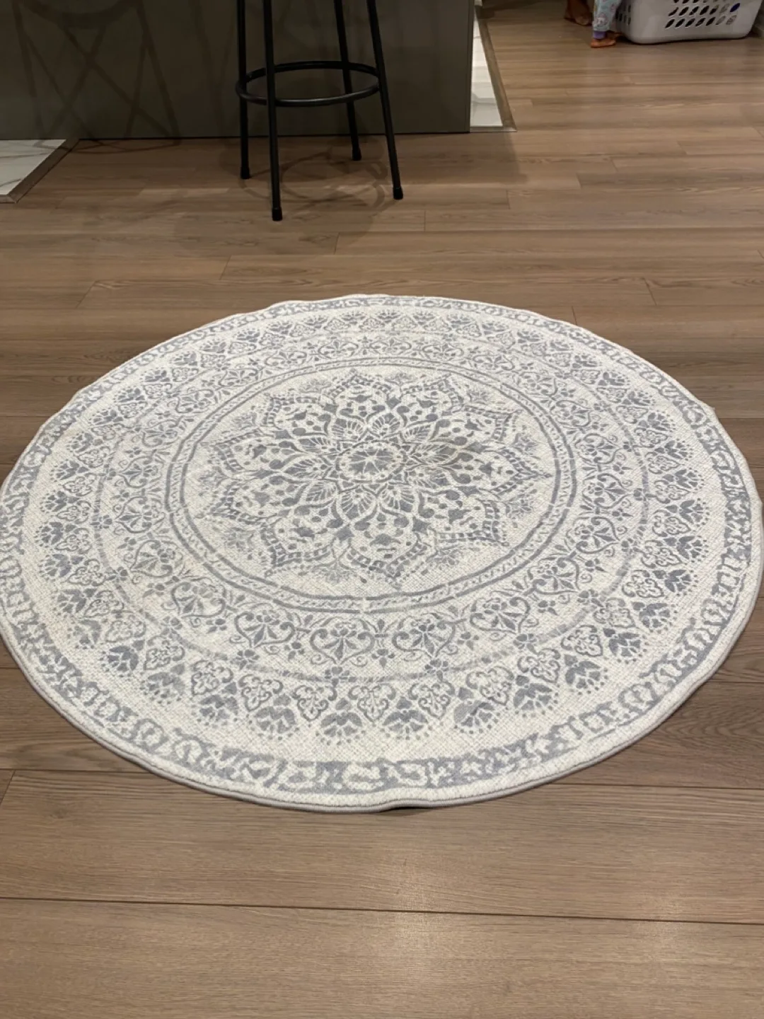 Boho-Style Round Area Rug – Never Used! thumbnail