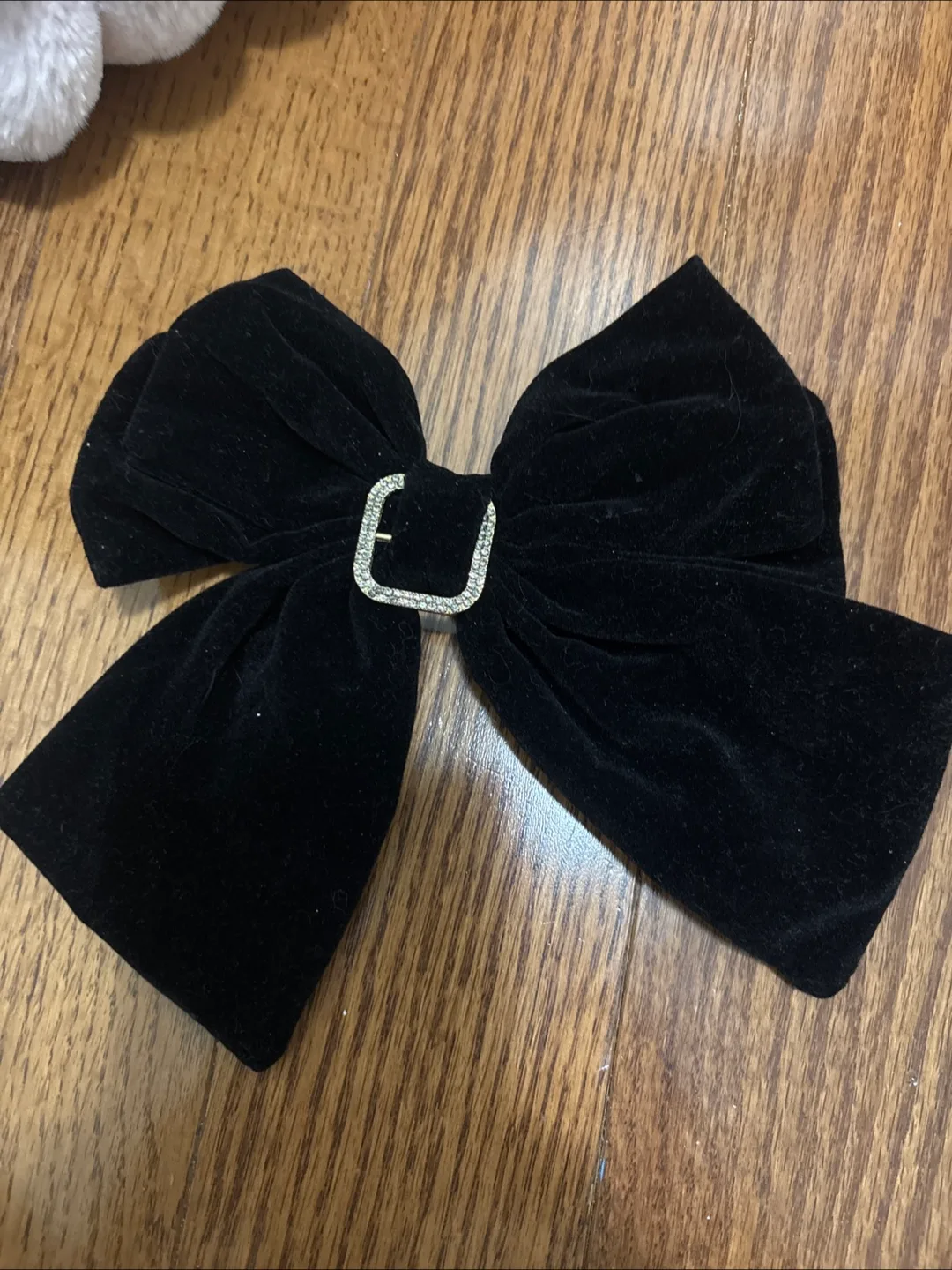 Black Velvet Bow #freecycle thumbnail