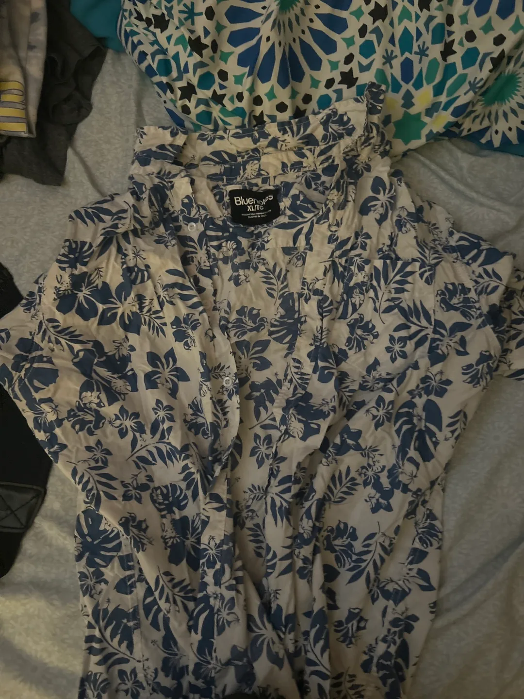 Blue Hawaiian shirt - Extra Large thumbnail